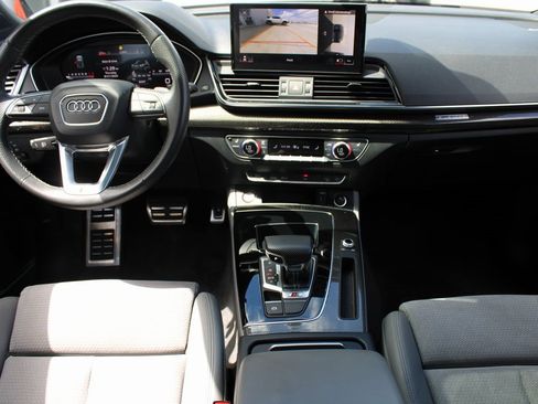Used 2022 Audi SQ5 Premium Plus w/ Premium Plus Package image 23
