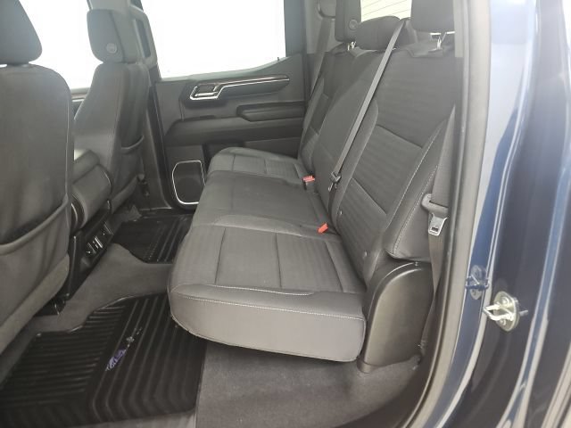 Used 2023 Chevrolet Silverado 1500 LT AWD/4WD image 18