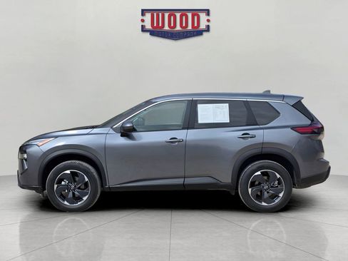 Used 2026 Nissan Rogue SV AWD/4WD image 4