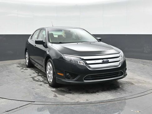 Used 2010 Ford Fusion SE FWD image 6