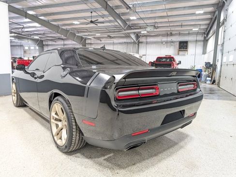 Used 2023 Dodge Challenger SRT Hellcat RWD image 5