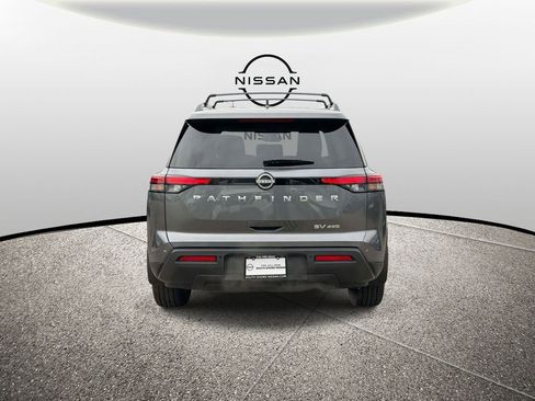 Certified 2024 Nissan Pathfinder SV image 7