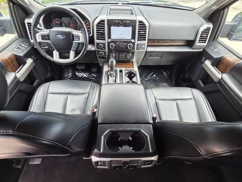 Used 2019 Ford F150 Lariat RWD image 24