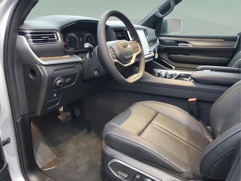 New 2026 Jeep Grand Wagoneer Limited image 18