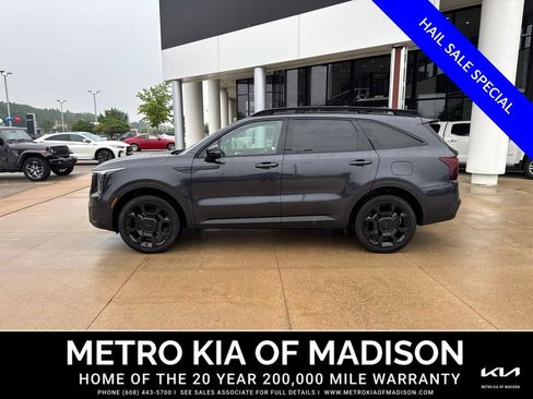 Used 2025 Kia Sorento SX Prestige w/ Olive Brown Leather Package AWD/4WD image 2