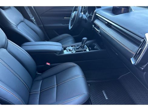 Certified 2025 MAZDA CX-50 2.5 Turbo w/ Accent Package image 17