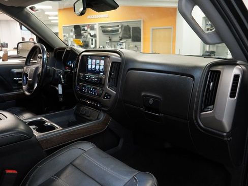 Used 2018 GMC Sierra 1500 Denali w/ Denali Ultimate Package image 34
