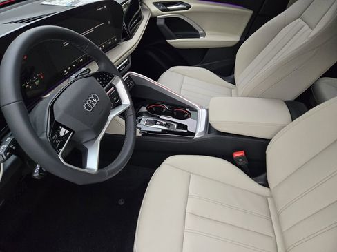 New 2025 Audi Q5 Premium image 15