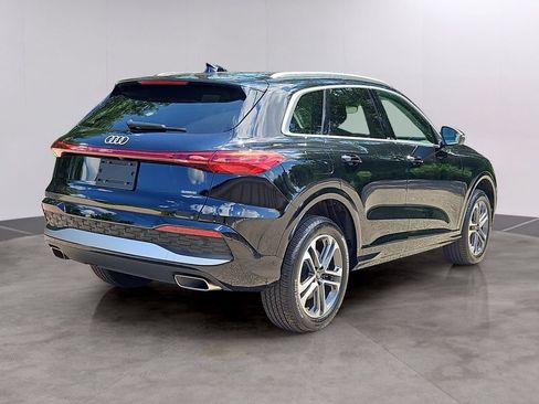 Certified 2025 Audi Q5 Premium w/ Convenience Package AWD/4WD image 7