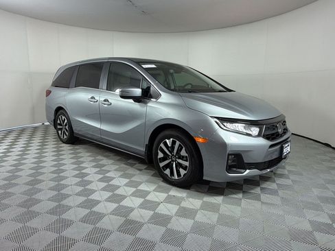 New 2026 Honda Odyssey EX-L image 7