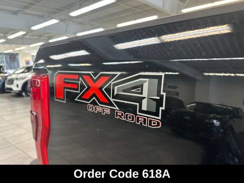 Used 2018 Ford F350 Lariat w/ Lariat Ultimate Package AWD/4WD image 7