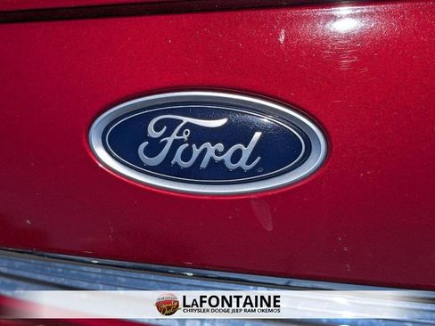 Used 2018 Ford Fusion SE w/ Fusion SE Technology Package FWD image 9