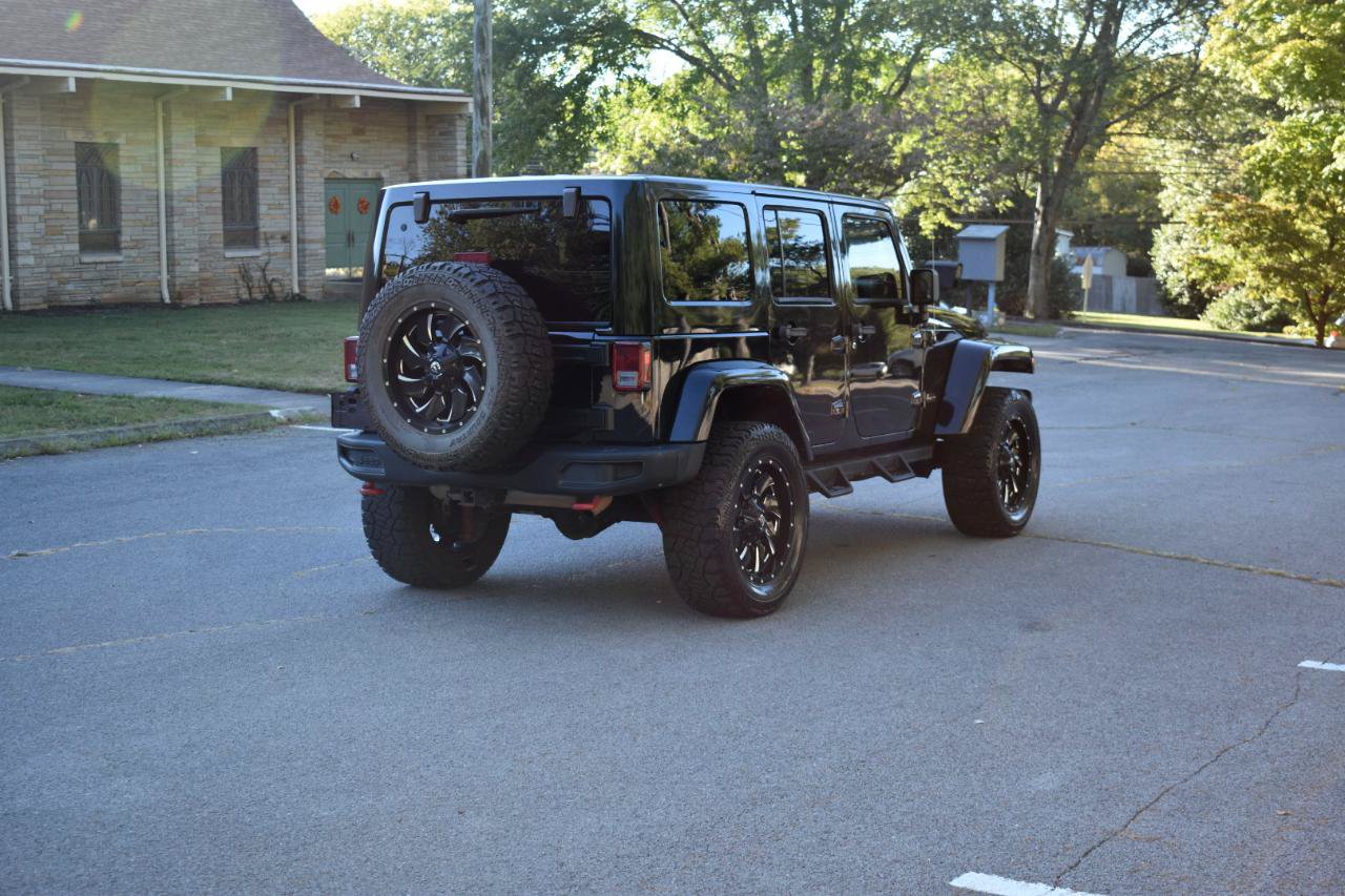 Used 2013 Jeep Wrangler Unlimited Rubicon AWD/4WD image 7