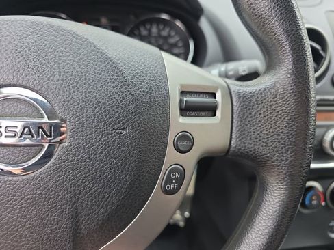 Used 2011 Nissan Rogue S image 23