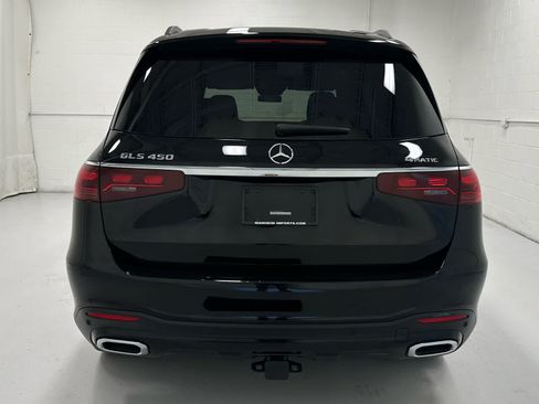 Used 2024 Mercedes-Benz GLS 450 4MATIC image 7