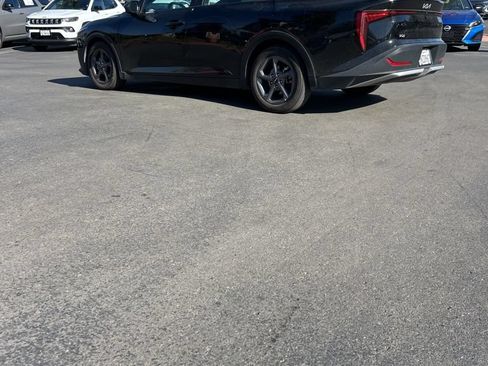 Used 2025 Kia K4 FWD image 7