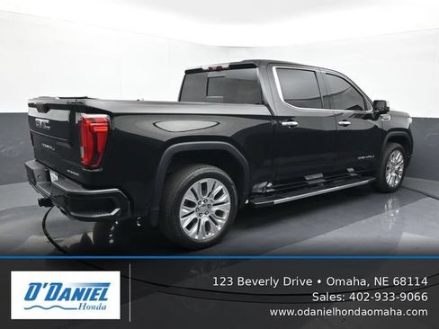 Used 2020 GMC Sierra 1500 Denali w/ Denali Premium Package AWD/4WD image 6