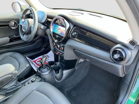 Used 2023 MINI Cooper 2-Door Hardtop image 21