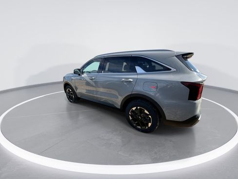 New 2026 Kia Sorento S image 6