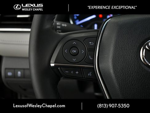 Used 2018 Toyota Camry XLE image 34