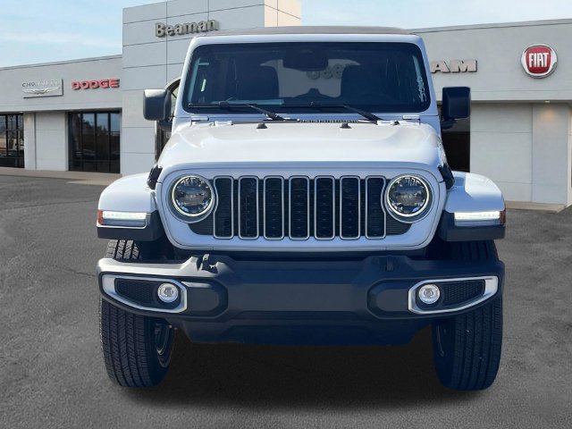 New 2026 Jeep Wrangler Unlimited Sahara AWD/4WD image 2