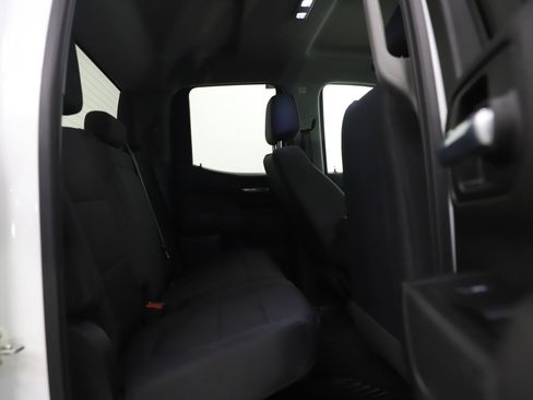 Used 2019 Chevrolet Silverado 1500 Custom w/ Custom Convenience Package image 12