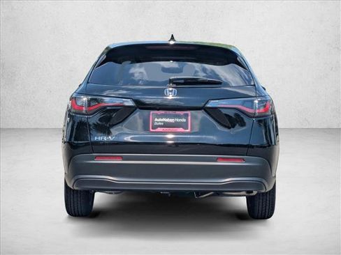 New 2027 Honda HR-V LX image 8
