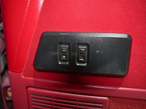 Used 1990 Ford Bronco II 4WD image 38