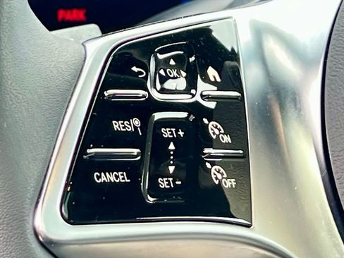 Certified 2026 Mercedes-Benz GLC 300 4MATIC image 22
