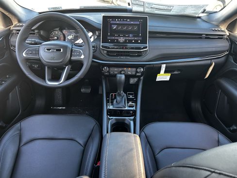 New 2026 Jeep Compass Limited AWD/4WD image 12