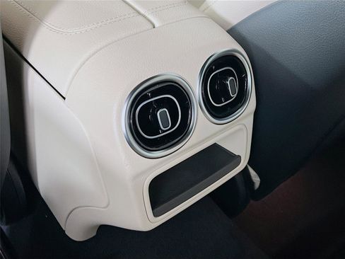 New 2026 Mercedes-Benz C 300 4MATIC Sedan image 23