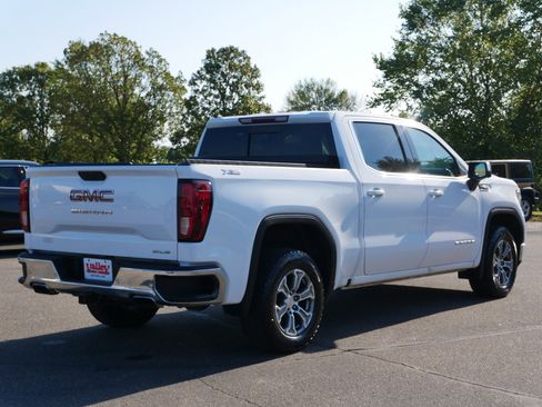 Used 2020 GMC Sierra 1500 SLE w/ SLE Value Package image 7