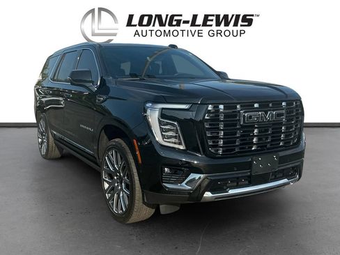 Used 2025 GMC Yukon Denali Ultimate AWD/4WD image 10