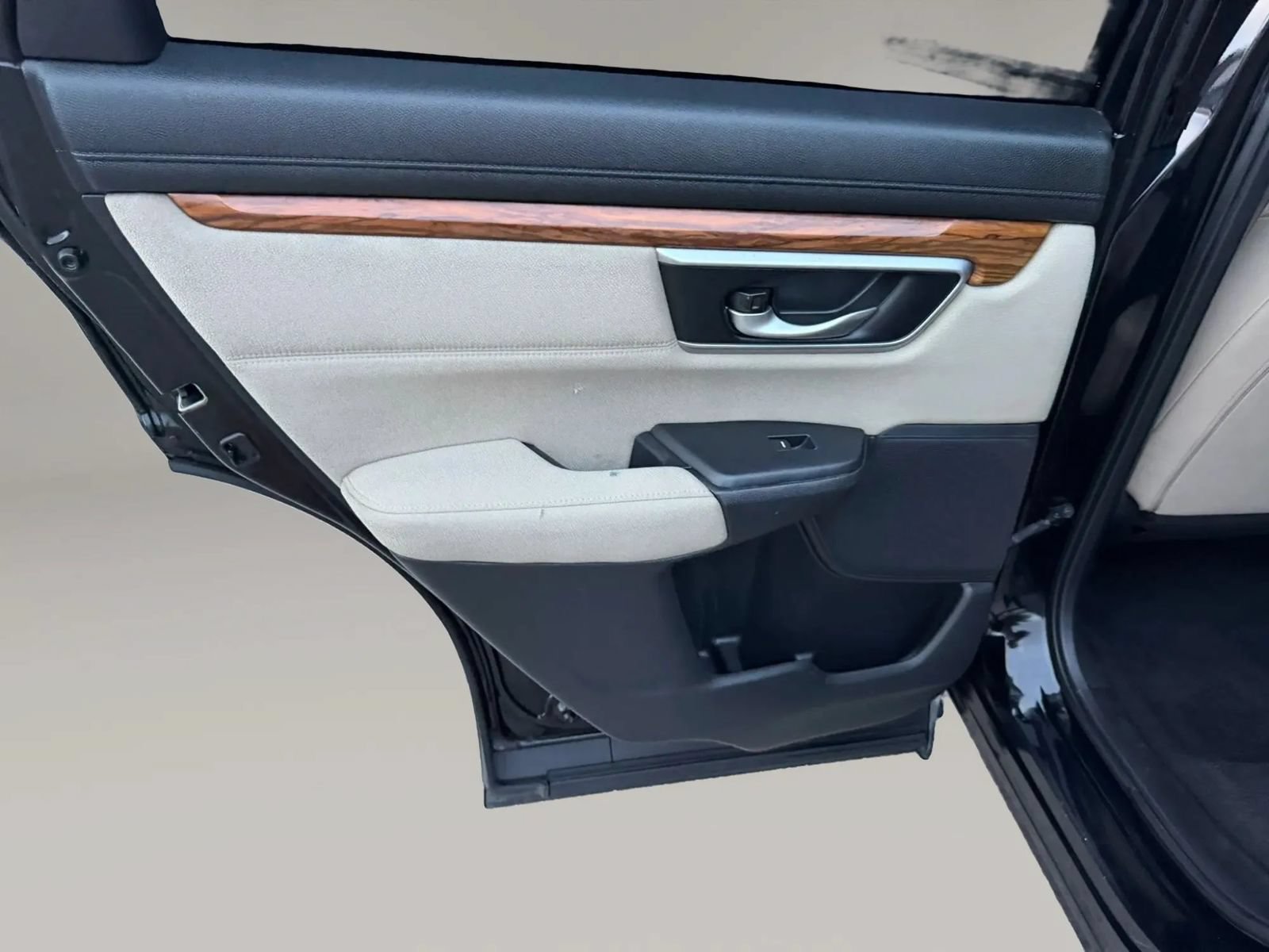 Used 2017 Honda CR-V EX image 37