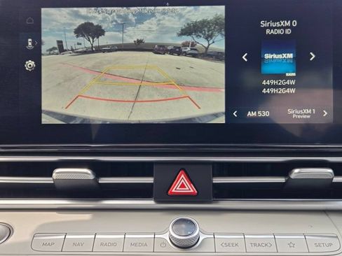 Certified 2026 Hyundai Elantra Limited FWD image 17