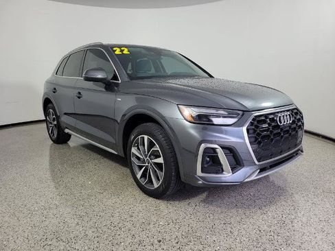 Used 2022 Audi Q5 2.0T Premium Plus w/ Premium Plus Package AWD/4WD image 32
