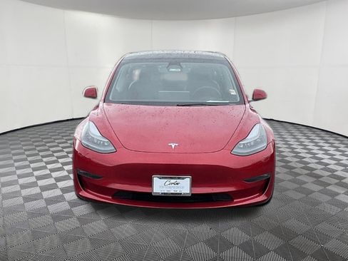 Used 2023 Tesla Model 3 Performance image 2