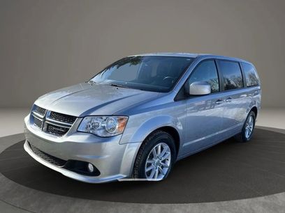 Used 2020 Dodge Grand Caravan SE