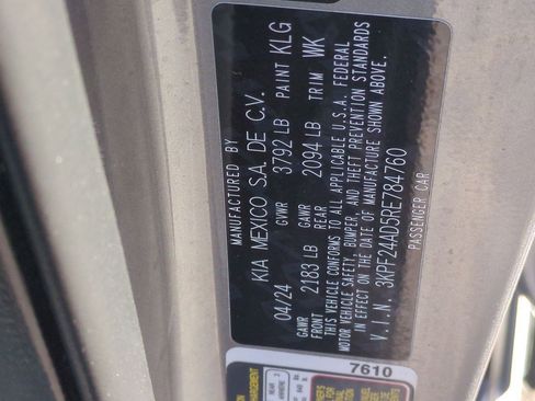 Certified 2024 Kia Forte LXS w/ LXS Technology Package image 27