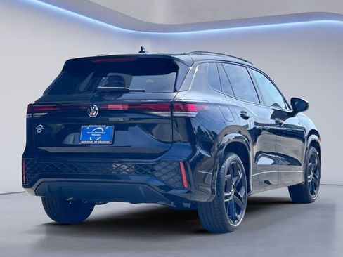 New 2026 Volkswagen Tiguan SE R-Line FWD image 5