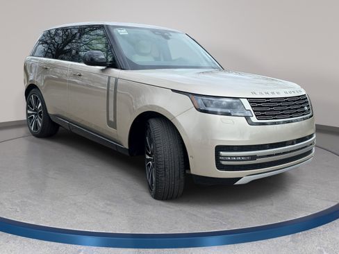 New 2026 Land Rover Range Rover SE AWD/4WD image 3