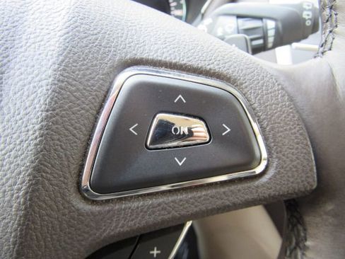 Used 2015 Lincoln MKC FWD w/ Equipment Group 102A Reserve image 40