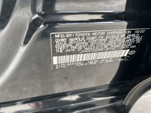 Used 2024 Lexus IS 300 w/ Comfort Package image 38