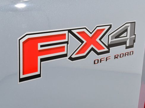 Used 2024 Ford F350 Lariat w/ Lariat Ultimate Package image 23