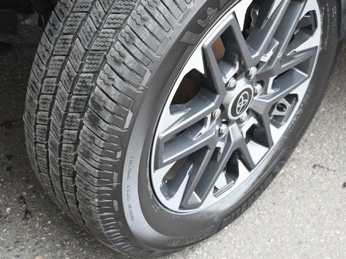 Used 2022 Toyota Tundra Limited image 11