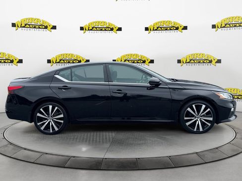 Used 2020 Nissan Altima 2.5 SR w/ Premium Package image 6