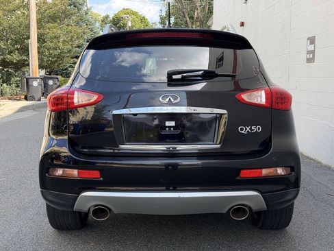Used 2017 INFINITI QX50 AWD w/ Technology Package image 5