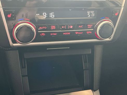 Used 2019 Subaru Outback 3.6R Limited image 19