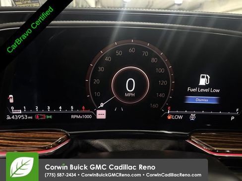 Used 2021 Cadillac Escalade Premium Luxury AWD/4WD image 21