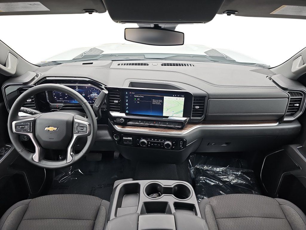 Used 2026 Chevrolet Silverado 2500 LT AWD/4WD image 13